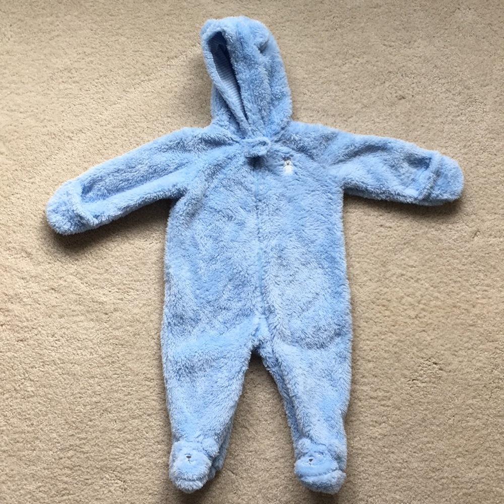 Carter’s baby boy hooded sherpa bunting